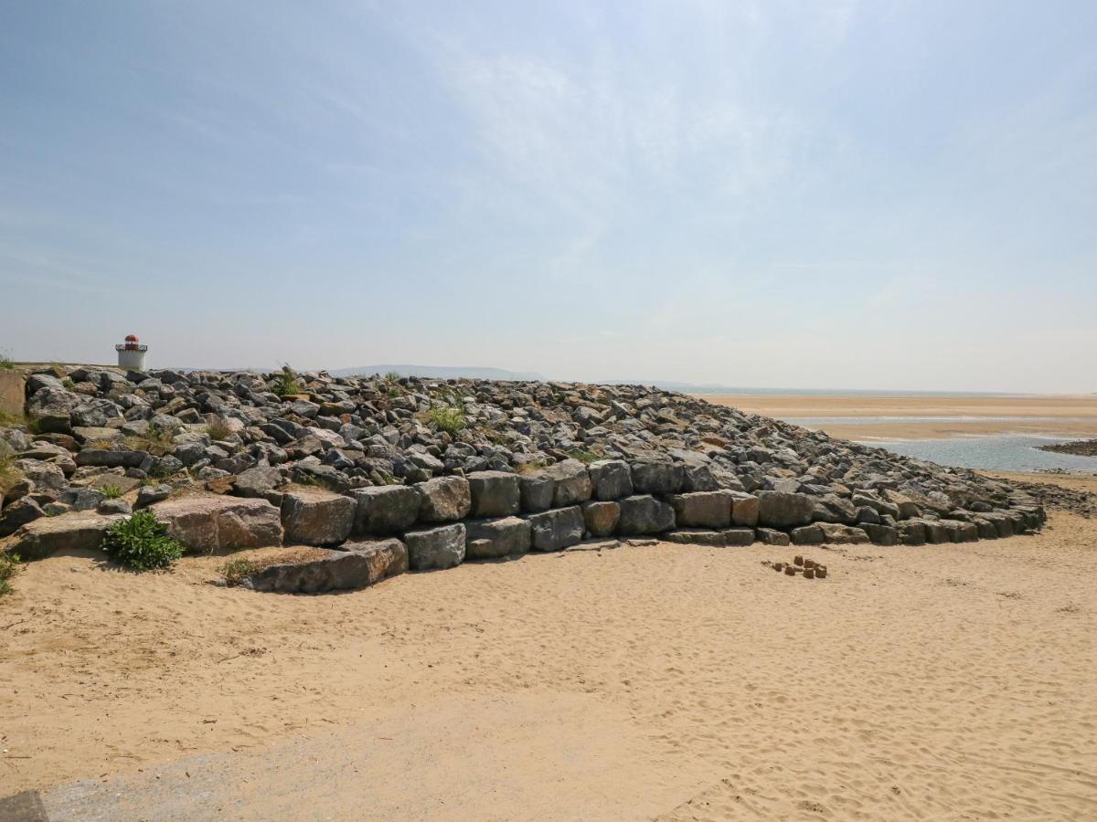 2 Chandlers Yard Burry Port Buitenkant foto